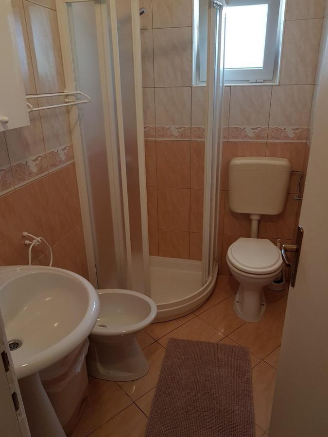 Apartments & Rooms Villa Adamovic Umag Buitenkant foto