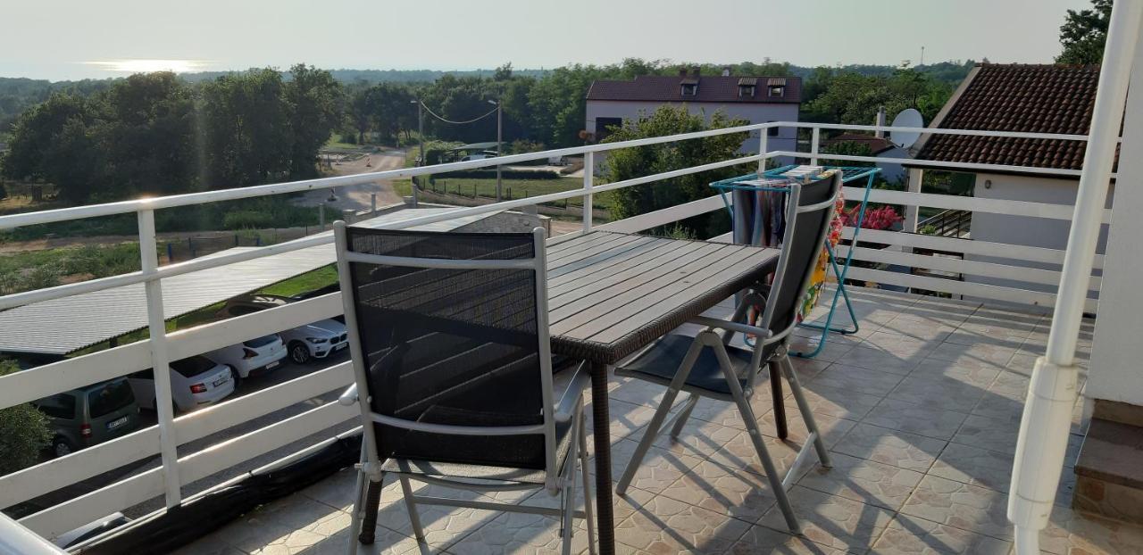 Apartments & Rooms Villa Adamovic Umag Buitenkant foto