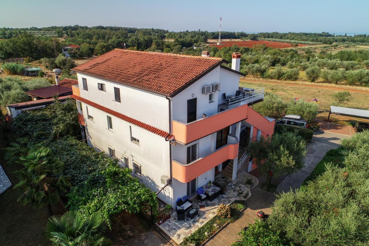 Apartments & Rooms Villa Adamovic Umag Buitenkant foto